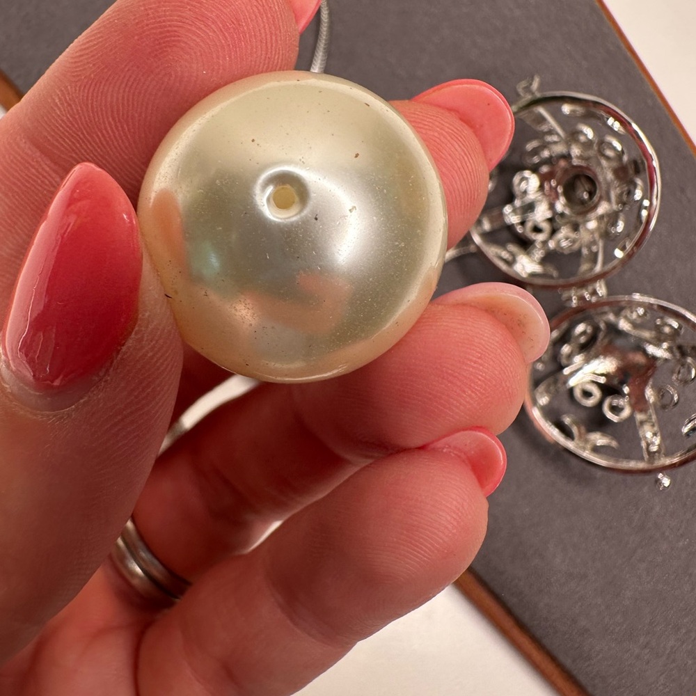 LUCKY Brand Locket Orb Pendant Necklace Silver Tone 34” Long Cage Pearl Ball - Picture 7 of 9